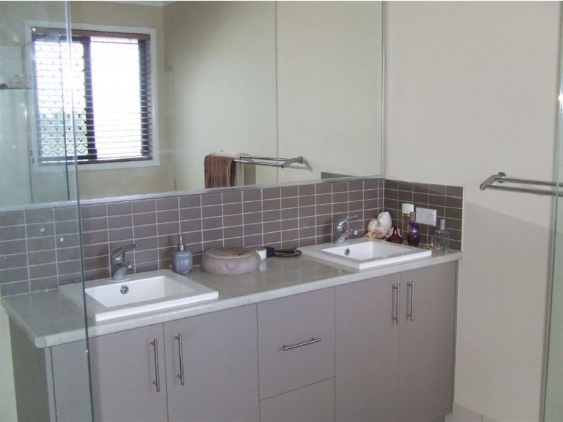 14 Louden Close, Yengarie QLD 4650