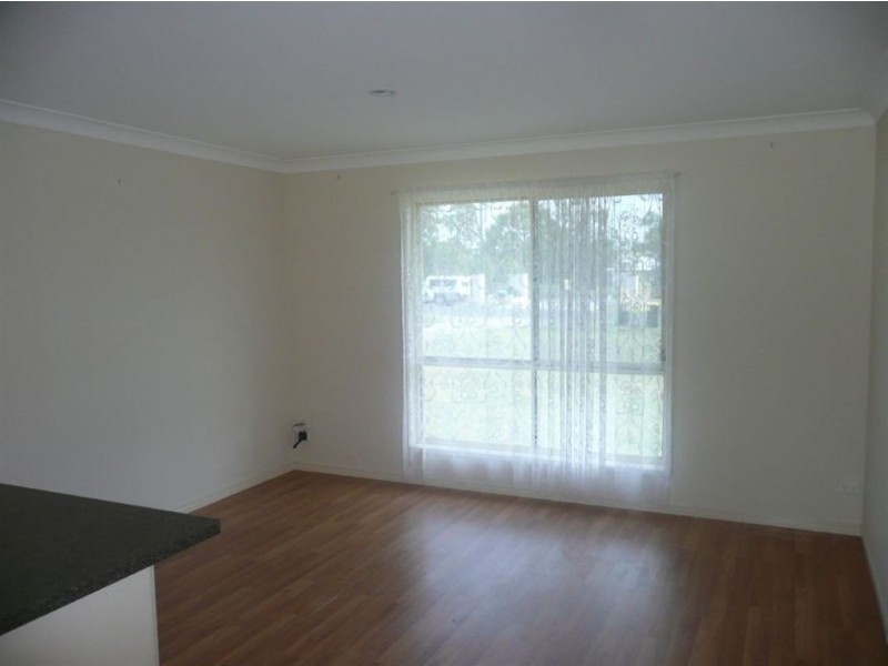186 Charles Bruce Drive, Oakhurst QLD 4650