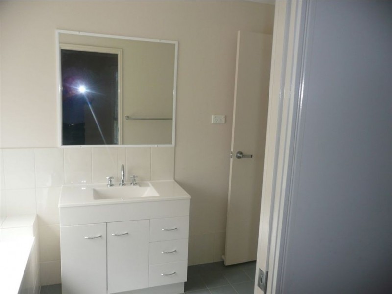 186 Charles Bruce Drive, Oakhurst QLD 4650
