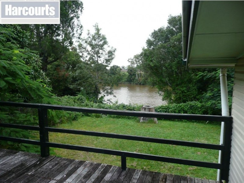 25 Puller Street, Granville QLD 4650