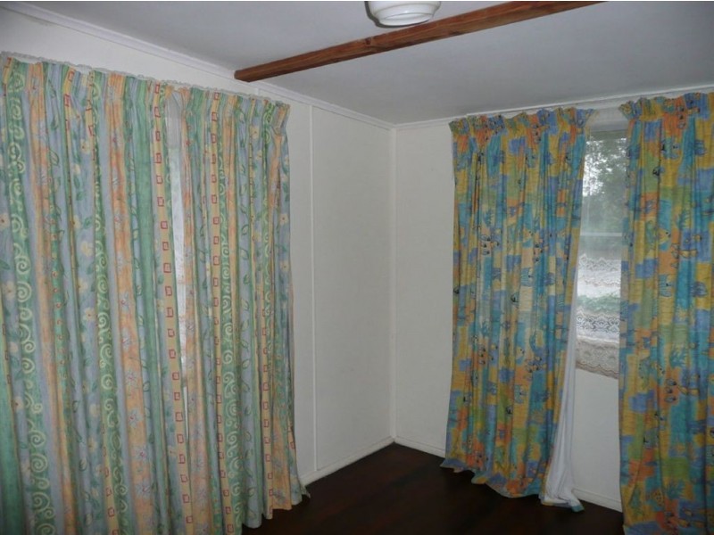 25 Puller Street, Granville QLD 4650