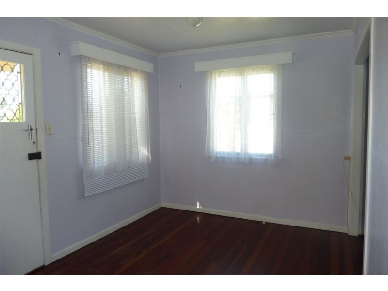 11 Pioch Street, Maryborough QLD 4650