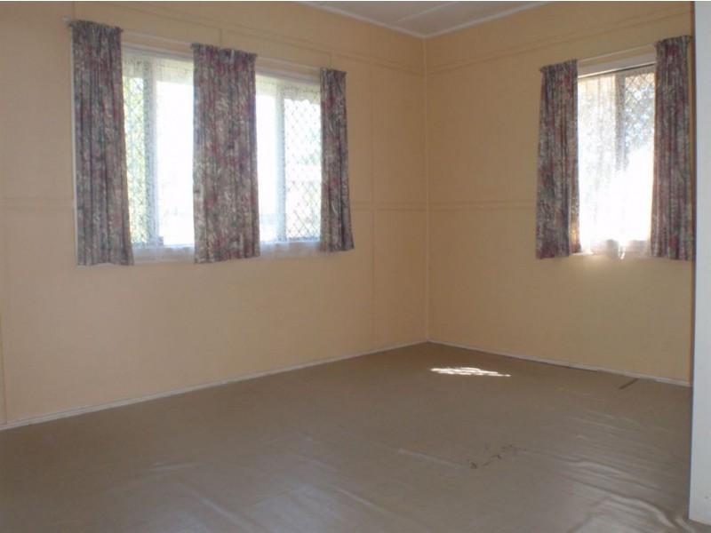 25 Victory Street, Maryborough QLD 4650