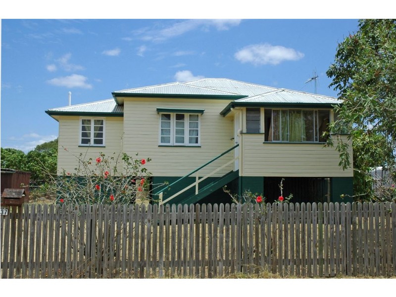 137 Arnaud Street, Granville QLD 4650