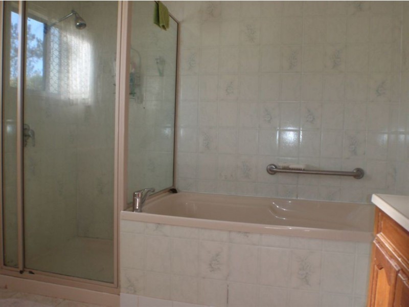 50 Whitley Street, Howard QLD 4659