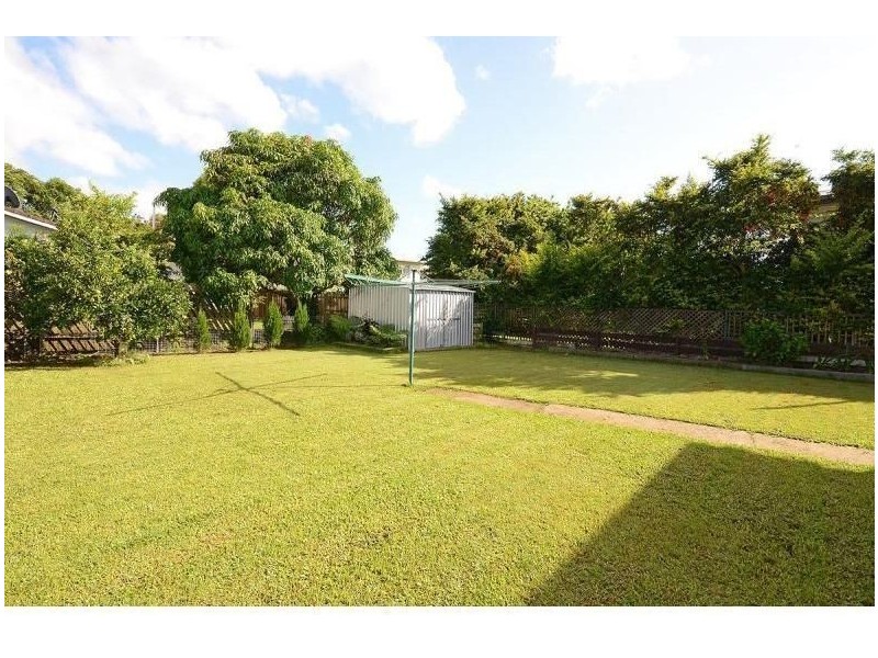 32 Gillhespy Street, Maryborough QLD 4650