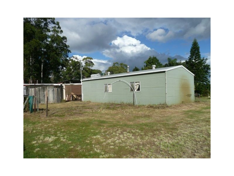 138 Staiers Road, Mungar QLD 4650