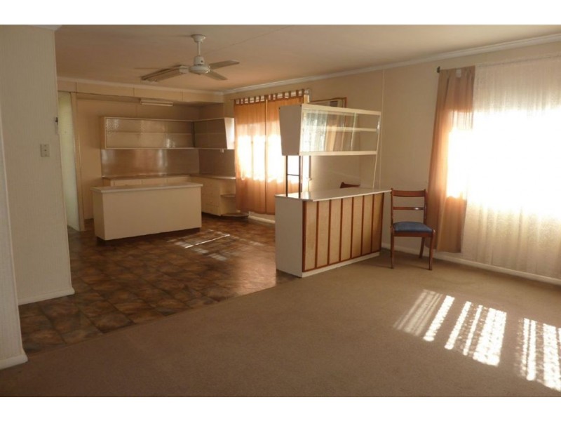 27 Churchill Street, Maryborough QLD 4650