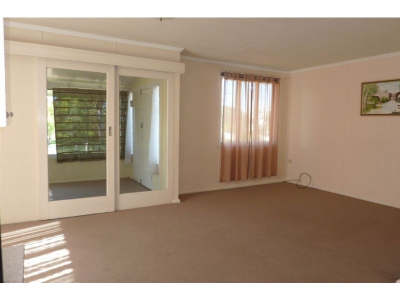 27 Churchill Street, Maryborough QLD 4650