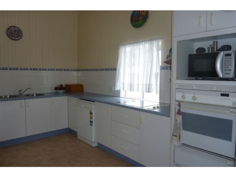 124 Woodstock Street, Maryborough QLD 4650