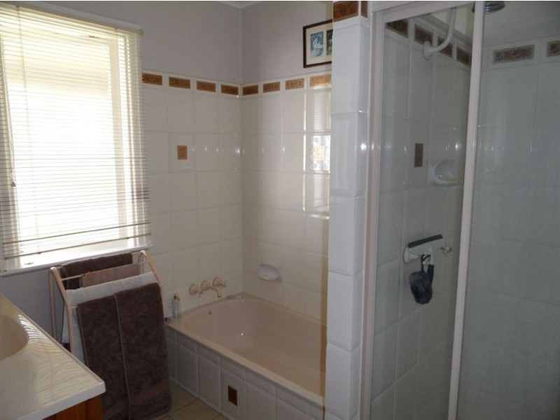 4 Dymock Street, Maryborough QLD 4650