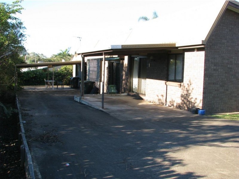 196 Cambridge Street, Granville QLD 4650