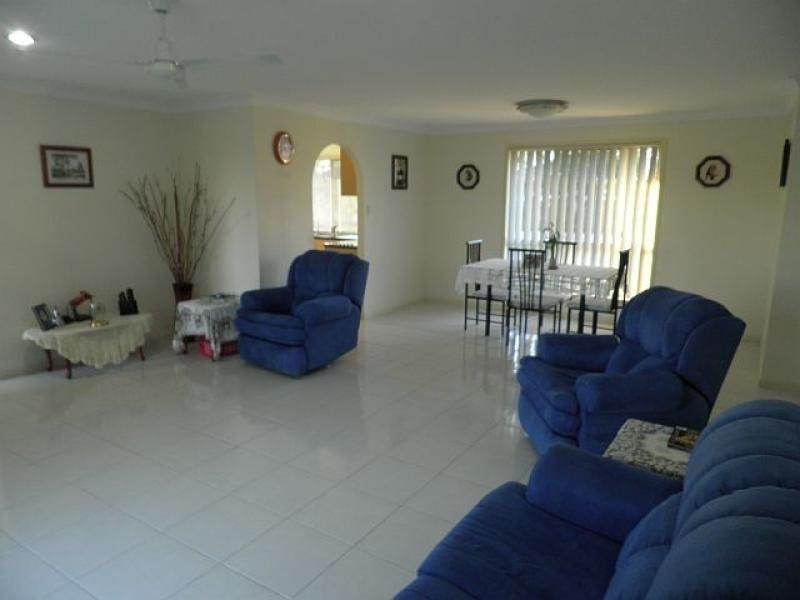 7 Wills Court, Oakhurst QLD 4650