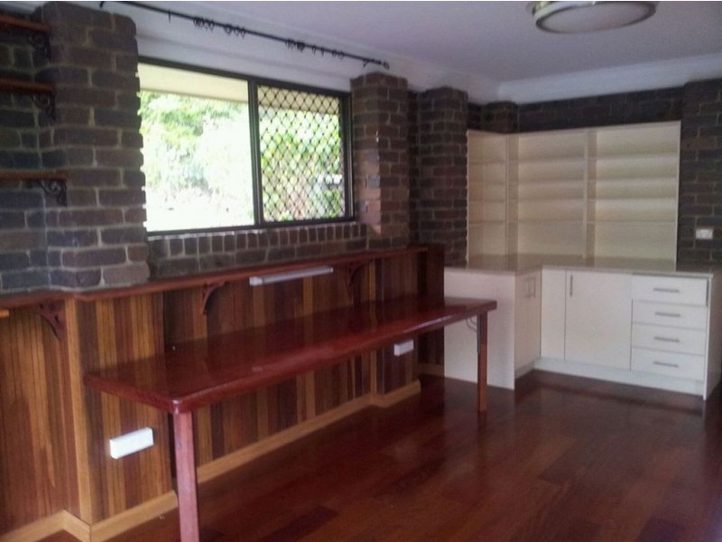 37 High St, Tinana QLD 4650