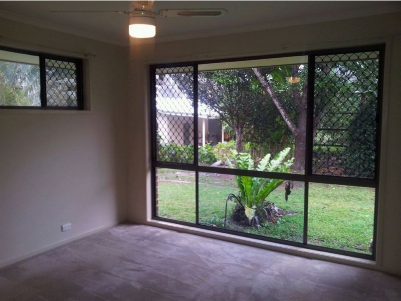 37 High St, Tinana QLD 4650