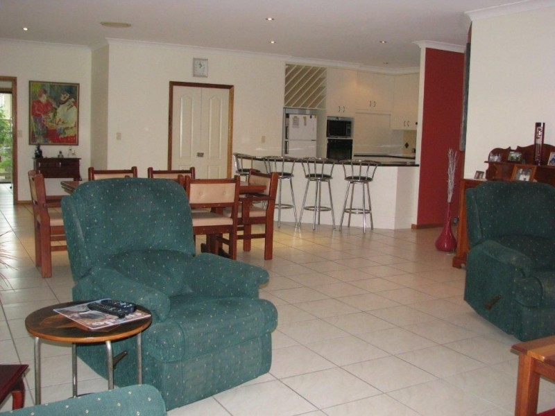 242 Queen Street, Maryborough QLD 4650