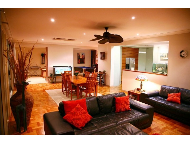 12 High Street, Tinana QLD 4650