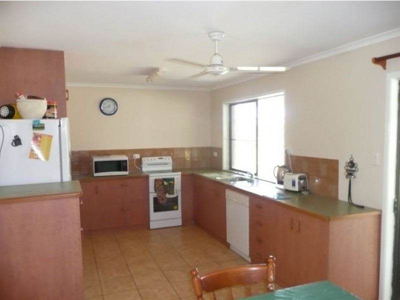 48 Snapper Street, Tinana South QLD 4650