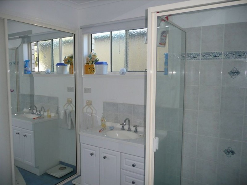 6 Inman Street, Tiaro QLD 4650