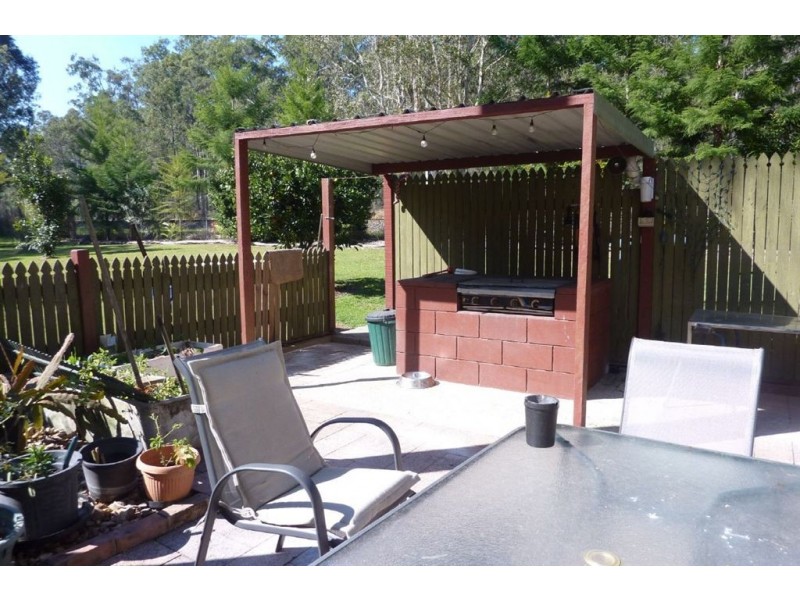 60 Nangarin Road, Oakhurst QLD 4650