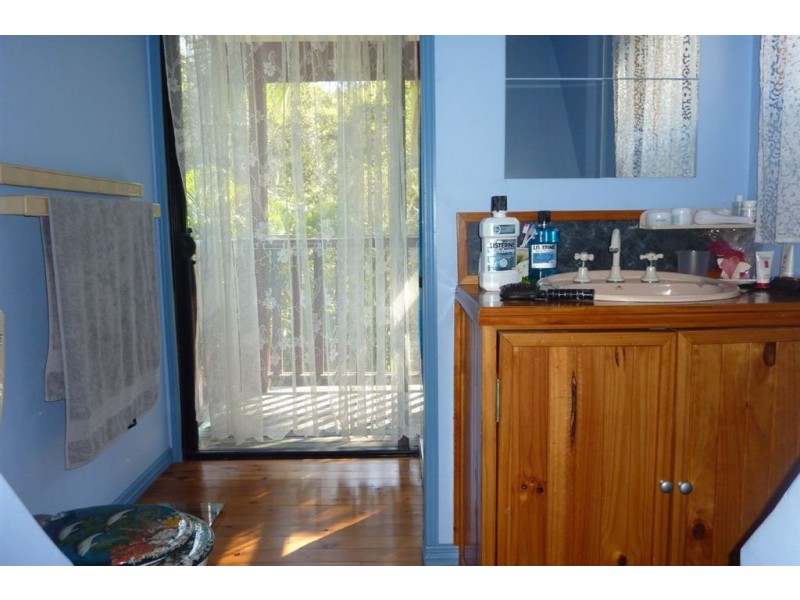 60 Nangarin Road, Oakhurst QLD 4650