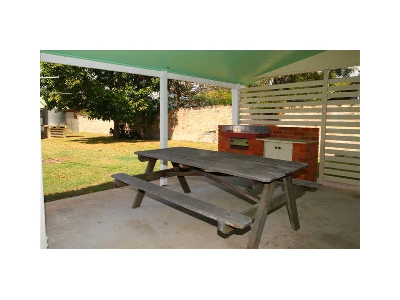 43 Wolseley Street, Granville QLD 4650