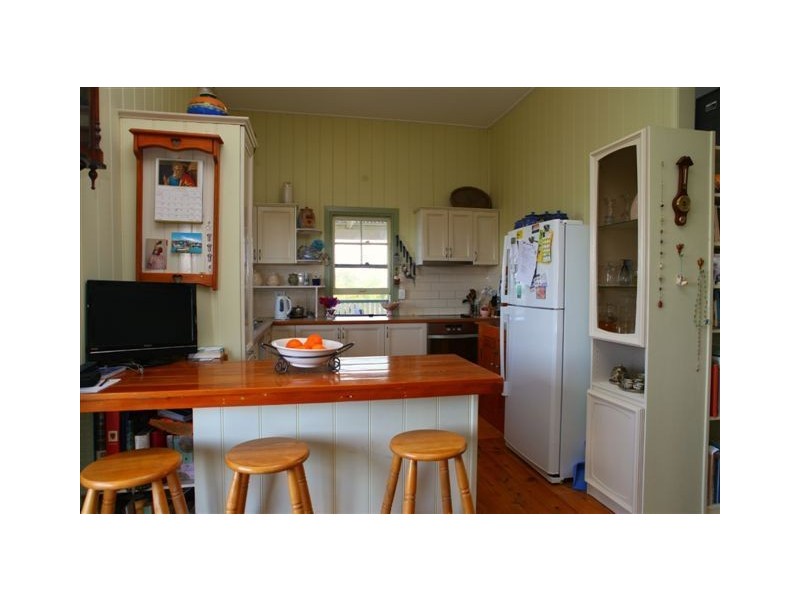 210 Island Plantation Road, Island Plantation QLD 4650