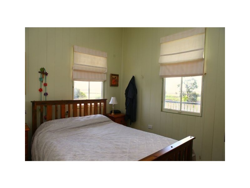 210 Island Plantation Road, Island Plantation QLD 4650