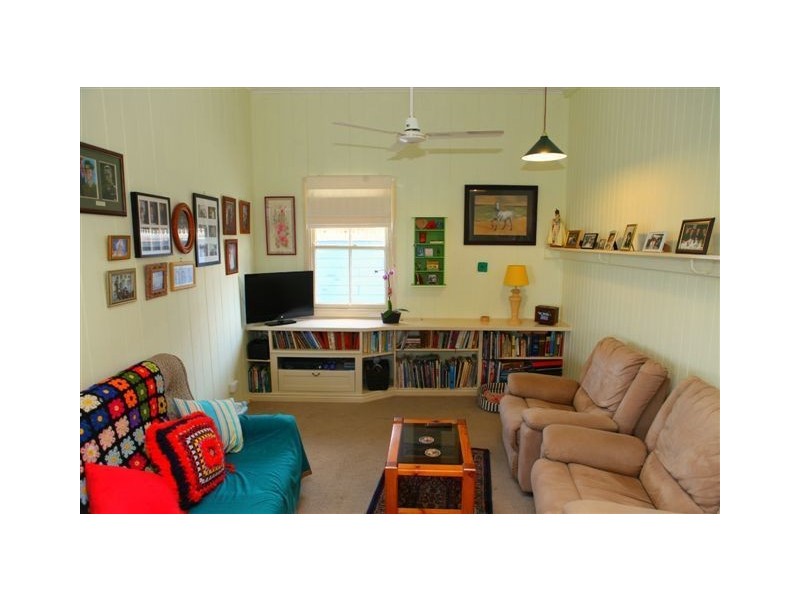 210 Island Plantation Road, Island Plantation QLD 4650