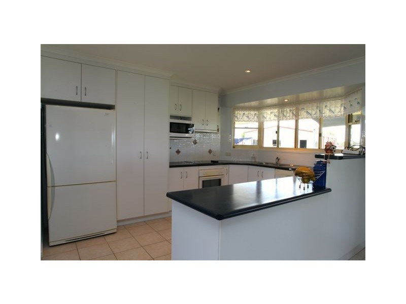 64 Slater Street, Oakhurst QLD 4650