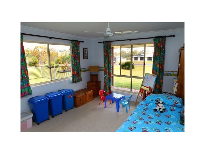 64 Slater Street, Oakhurst QLD 4650
