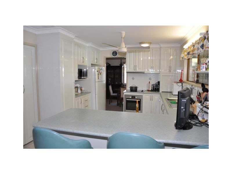 1 Matthew Parade, Granville QLD 4650