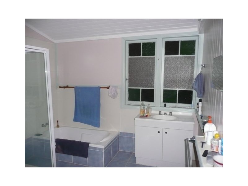 60 Richard Street, Maryborough QLD 4650