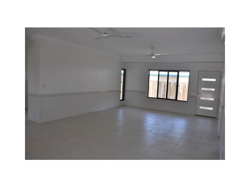 36 Regent Street, Granville QLD 4650