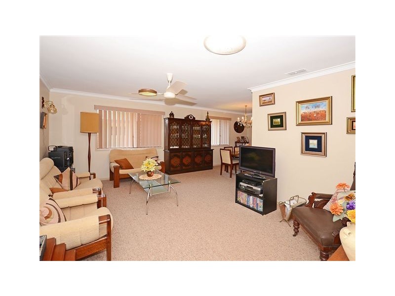 1 Matthew Parade, Granville QLD 4650