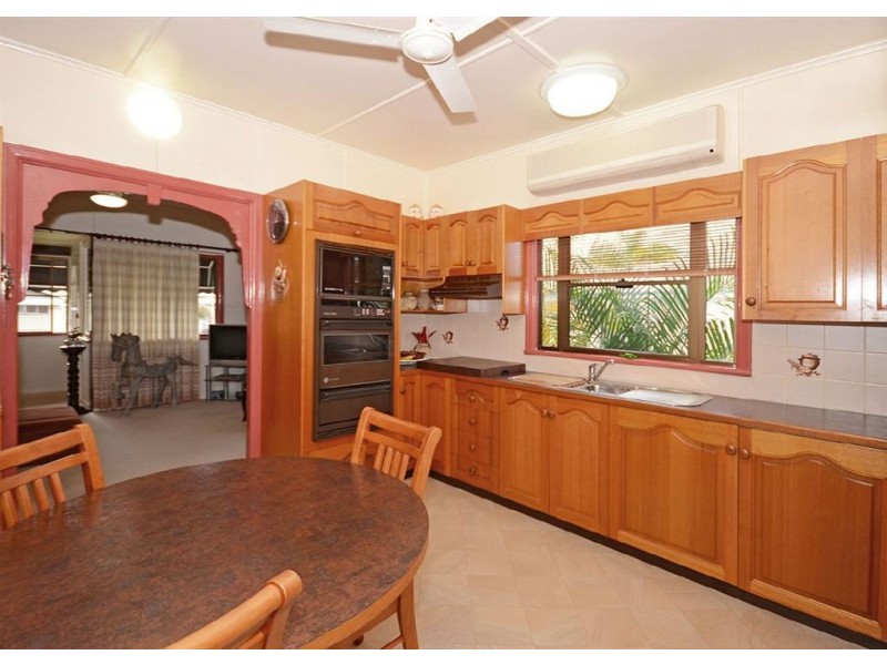 10 Hunter Street, Maryborough QLD 4650