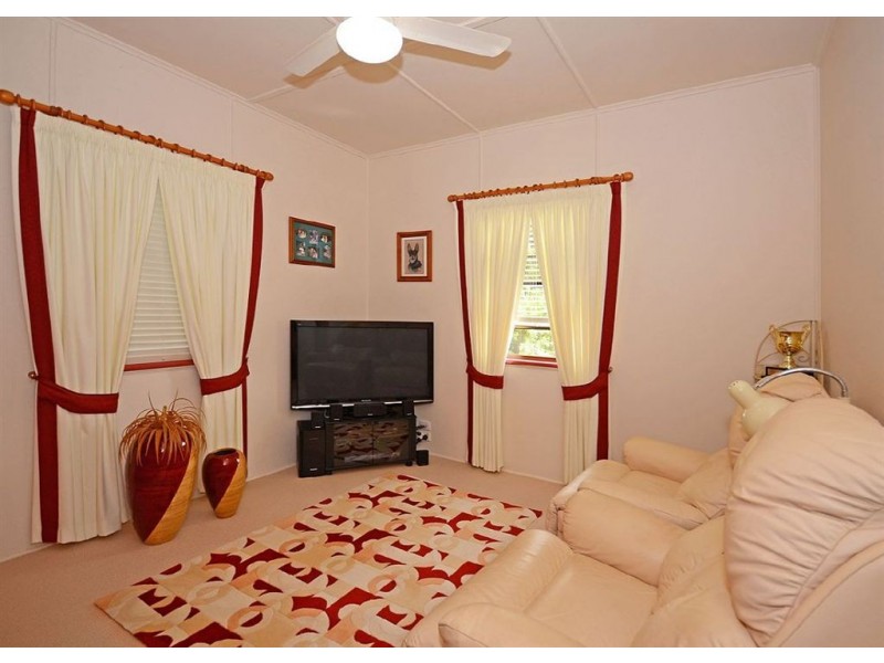 10 Hunter Street, Maryborough QLD 4650