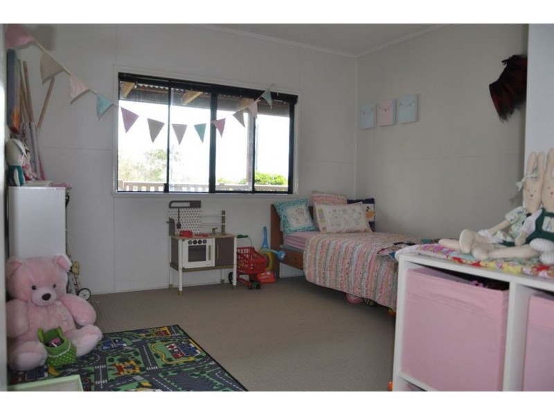 65 Smelter Street, Aldershot QLD 4650