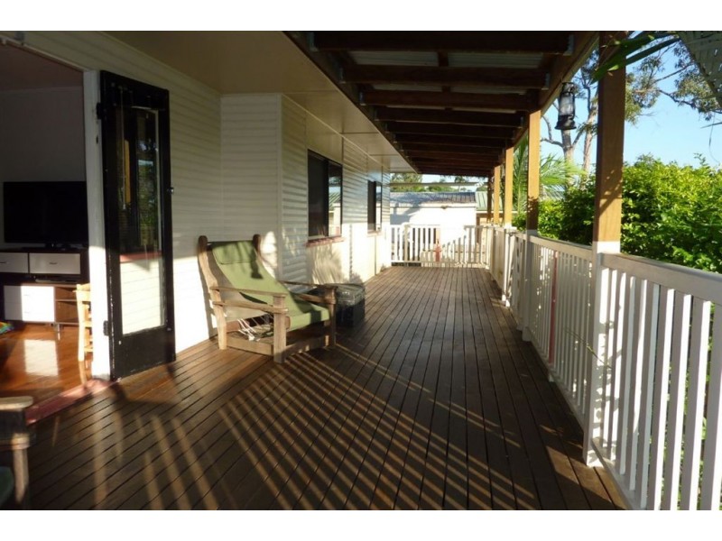 65 Smelter Street, Aldershot QLD 4650