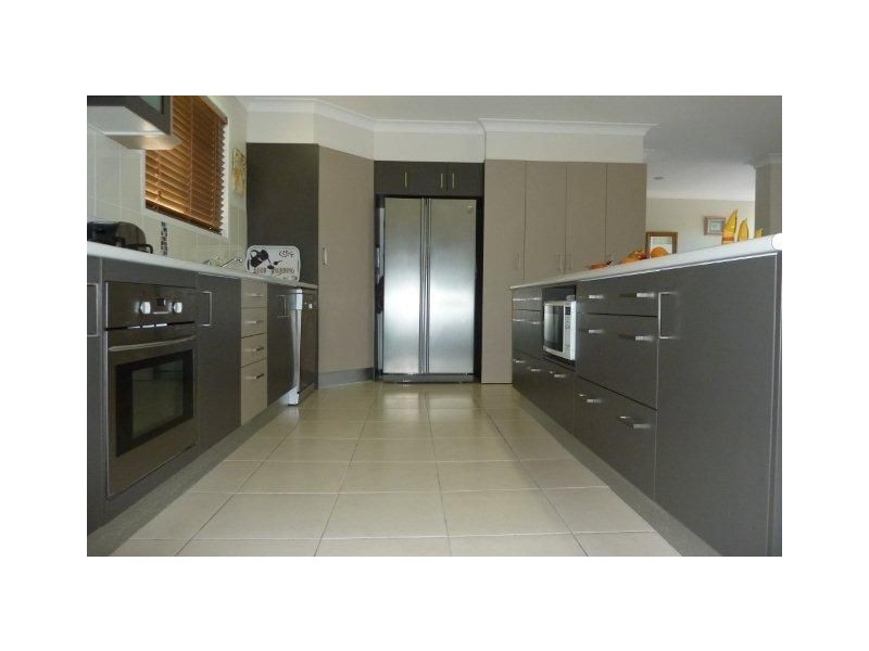 36 Jacaranda Avenue, Tinana QLD 4650