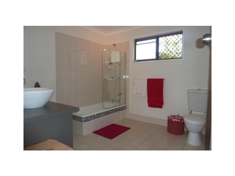 36 Jacaranda Avenue, Tinana QLD 4650