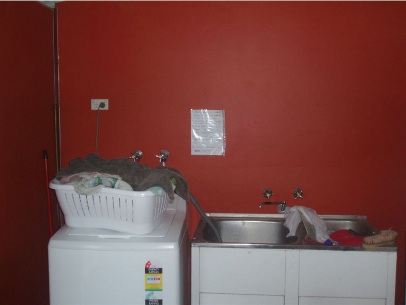 10 Mayne Street, Tiaro QLD 4650