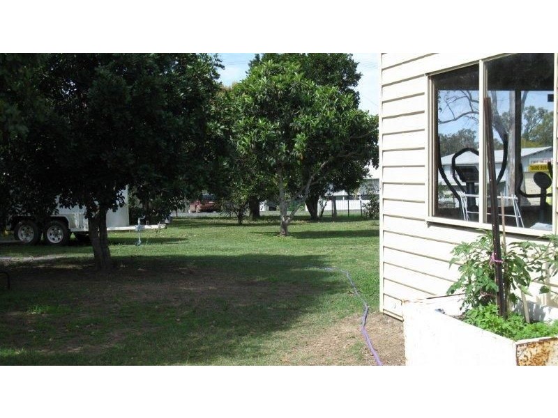 10 Mayne Street, Tiaro QLD 4650