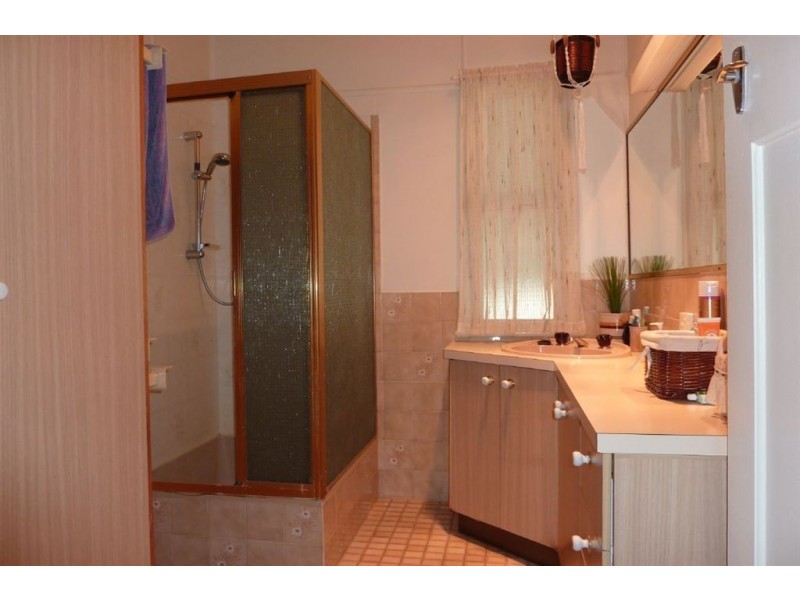 82 Frank Street, Maryborough QLD 4650