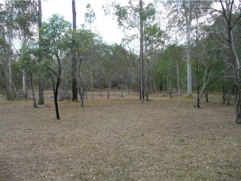 221 Petersen Road, Owanyilla QLD 4650