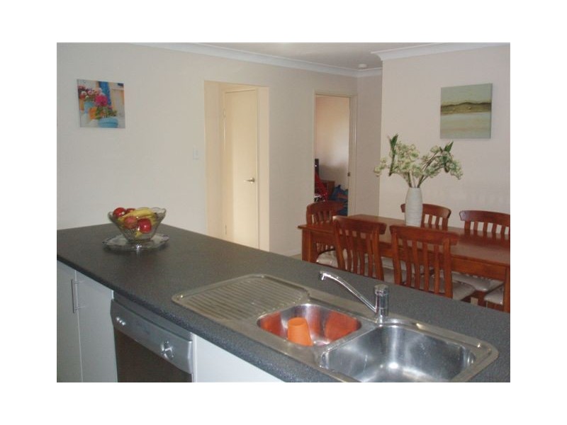 55 Woocoo Drive, Oakhurst QLD 4650