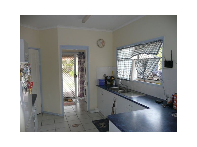 73 Woocoo Drive, Oakhurst QLD 4650