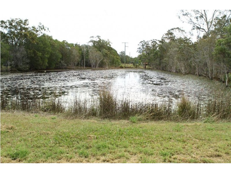 40 East Street, Howard QLD 4659