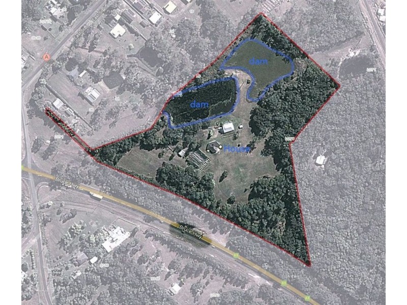 40 East Street, Howard QLD 4659