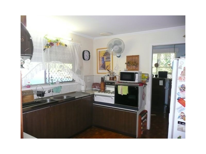 4 High Street, Tinana QLD 4650